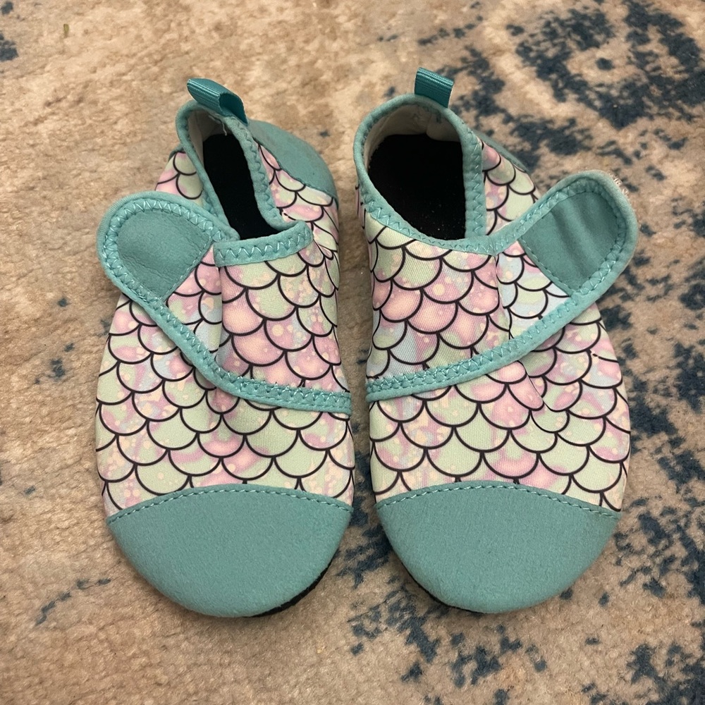 Kids Mermaid Water Shoes - Mint and Pink